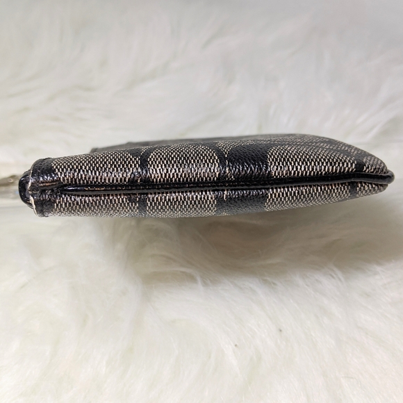 GUC Coach Signature Wristlet Tonal Black - Picture 7 of 8